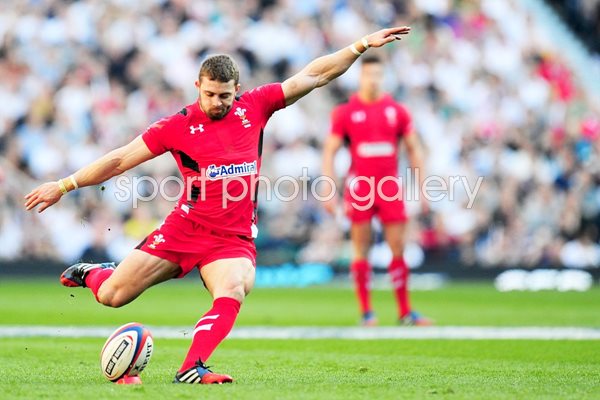 Leigh Halfpenny Wales v England Twickenham 2014