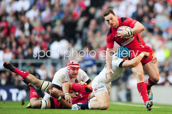 Leigh Halfpenny Wales v England Twickenham 2014