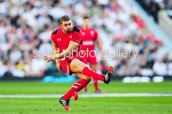 Leigh Halfpenny Wales v England Twickenham 2014