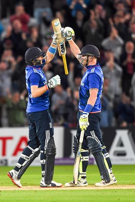 2015 Joe Root & Ben Stokes England v New Zealand 