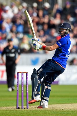 Sam Billings England v New Zealand Chester-le-street 2015