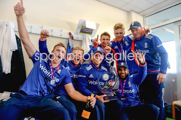 England celebrate ODI Series win v New Zealand 2015