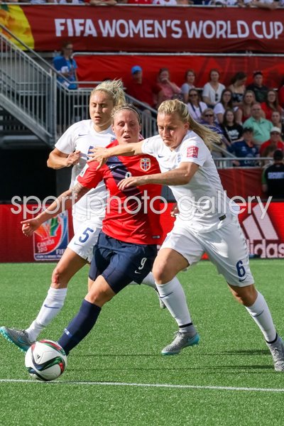 Laura Bassett England v Norway 2015