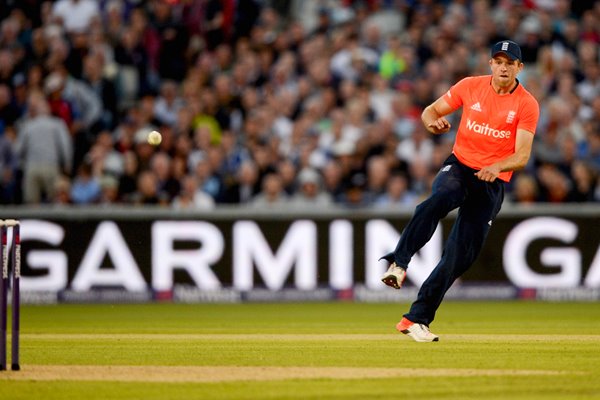 David Willey England v New Zealand T20 Old Trafford 2015