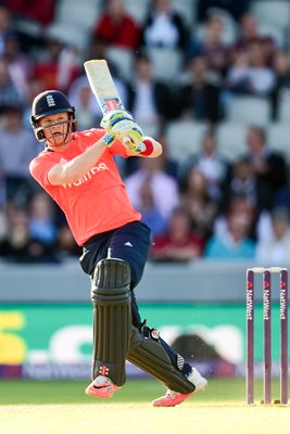 Sam Billings England v New Zealand T20 Old Trafford 2015