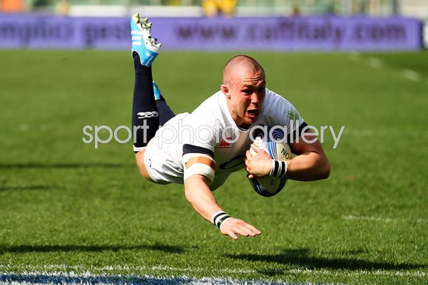 Mike Brown England scores v Italy Rome 6 Nations 2014