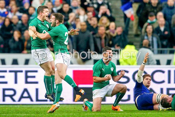 Brian O'Driscoll Ireland celebrates Six Nations 2014 win
