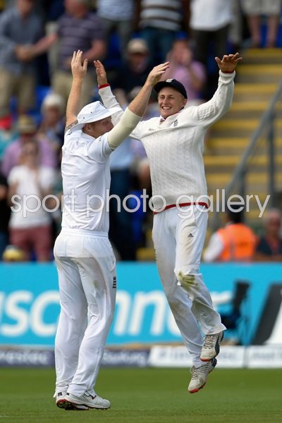 Joe Root England V Australia Cardiff 2015