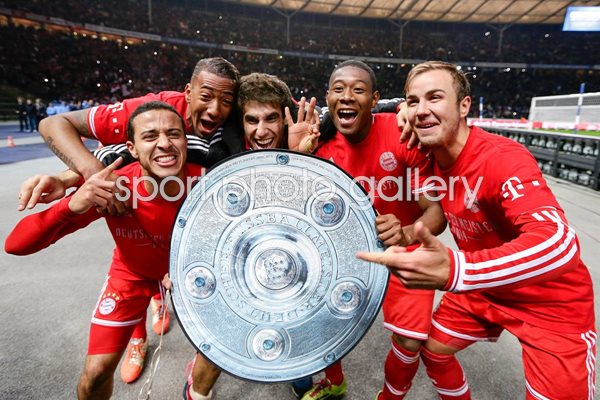 Bayern Munich players celebrate 2014