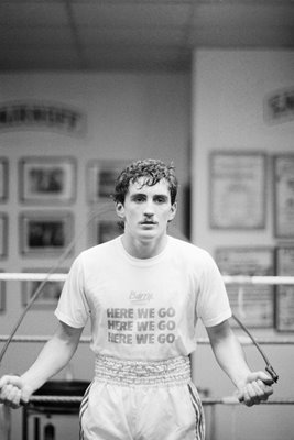 Barry McGuigan Gym Training 1985