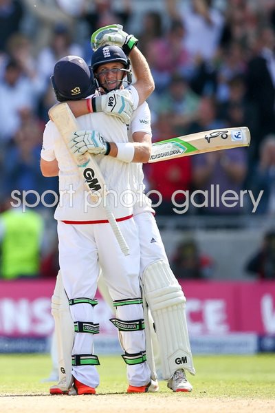 Joe Root & Ian Bell England v Australia Edgbaston 2015