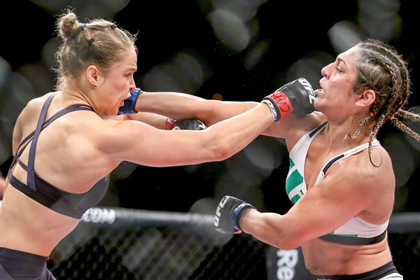 Ronda Rousey v Bethe Correia Rio 2015