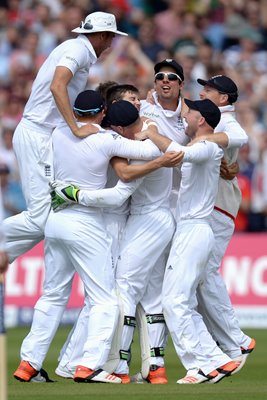 England Regain The Ashes Trent Bridge 2015