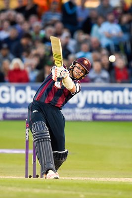 David Willey Northants 100 off 40 balls T20 Blast 2015
