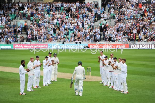 2015 Michael Clarke Guard of Honour OVal 2015
