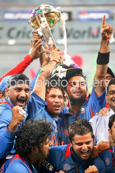Sachin & India celebrate World Cup 