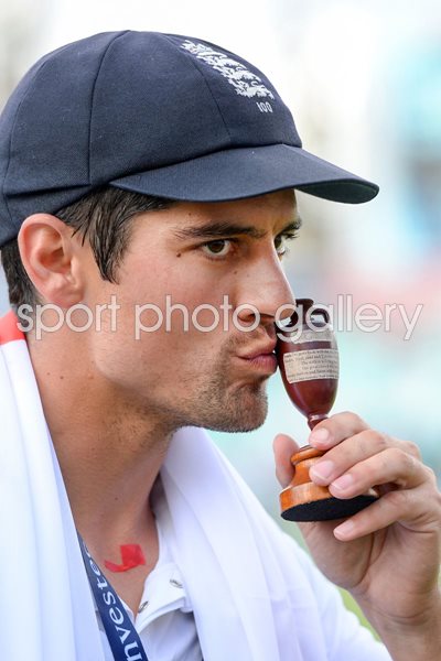  2015 Alastair Cook Kisses Urn Oval