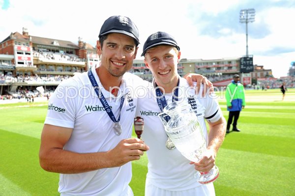 2015 Alastair Cook and Joe Root Oval