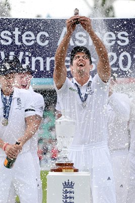  2015 Alastair Cook Celebrates Ashes Victory