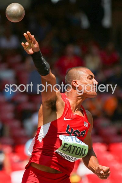 Ashton Eaton USA Decathlon Shot Put Beijing 2015