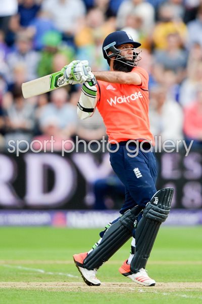 Moeen Ali England v Australia T20 Cardiff 2015