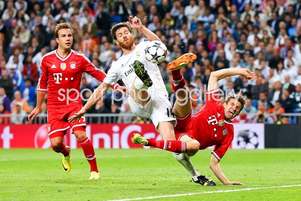 Xabi Alonso Thomas Mueller Champions League 2014