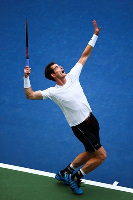 Andy Murray serves 2015 US Open