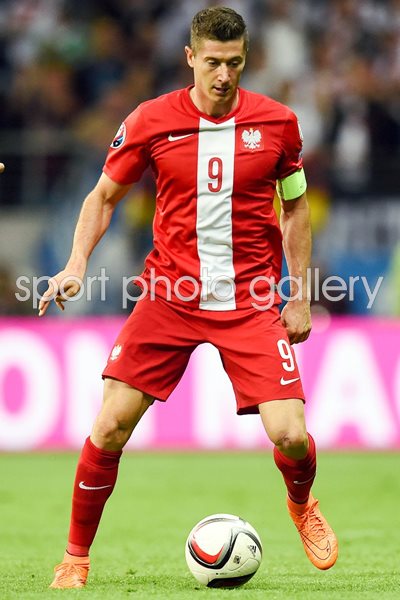 Robert Lewandowski Poland v Germany
