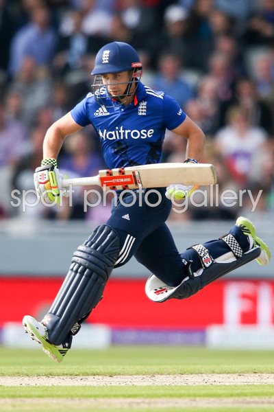 James Taylor England v Australia ODI Old Trafford 2015