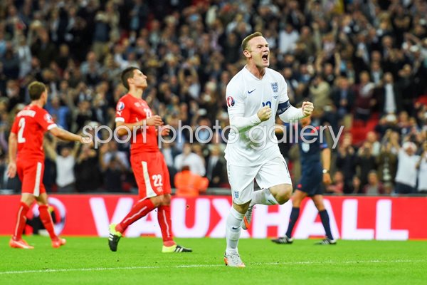 50 Goals Wayne Rooney breaks England Record