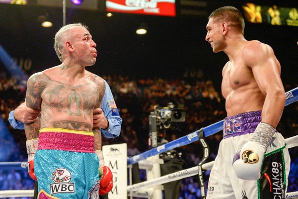 Amir Khan v Luis Collazo 2014