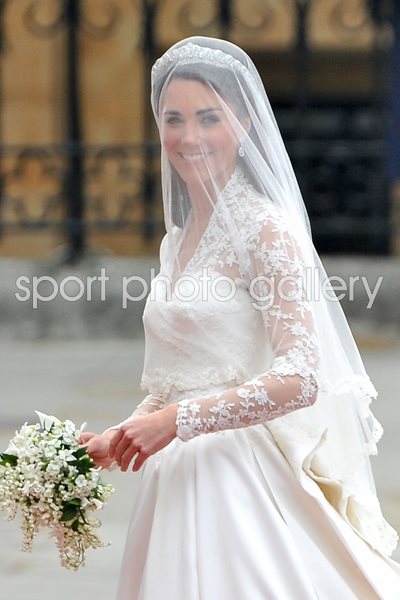 Royal Wedding - Kate Middleton arrives