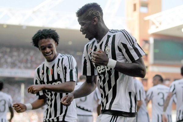 Pogba and Cuadrado Juventus celebrate