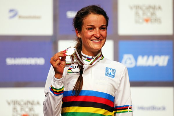 Elizabeth Armitstead Great Britain gold medal 