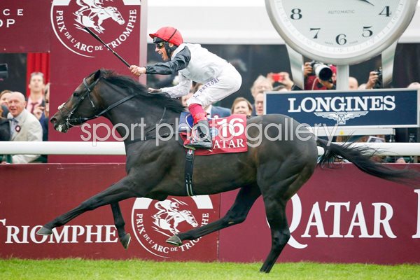 Frankie Dettori & Golden Horn Prix De L'Arc De Triomphe 2015