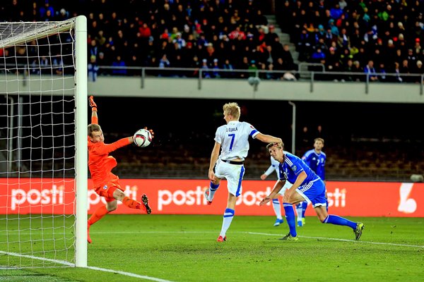 Craig Cathcart Northern Ireland scores v Finland