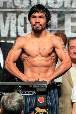Manny Pacquiao v Shane Mosley - Weigh-In