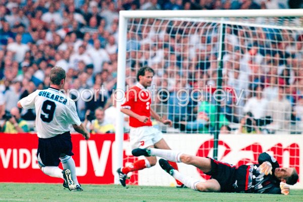 Alan Shearer scores England v Holland Euro 1996 