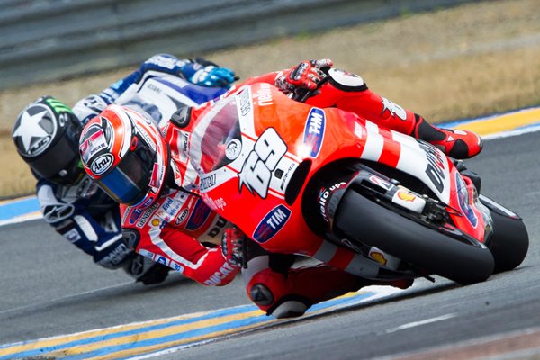 Nicky Hayden leads Ben Spies Le Mans 2011