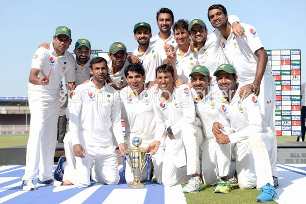Pakistan Test Series Winners v England Sharjah 2015