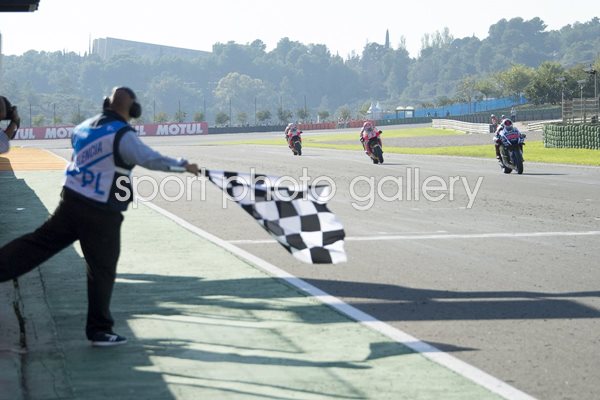 Jorge Lorenzo wins 2015 World Championship Valencia