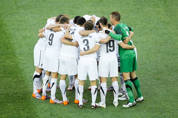 New Zealand All Whites Huddle v Italy