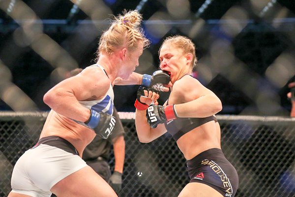 Holly Holm v Ronda Rousey Melbourne 2015