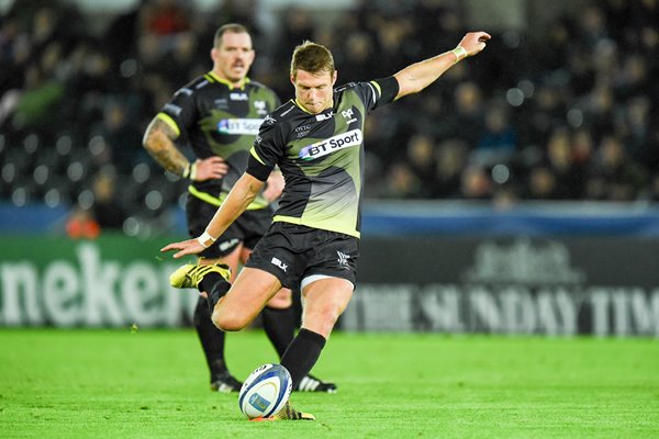 Dan Biggar Ospreys v Exeter Chiefs Champions Cup 2015