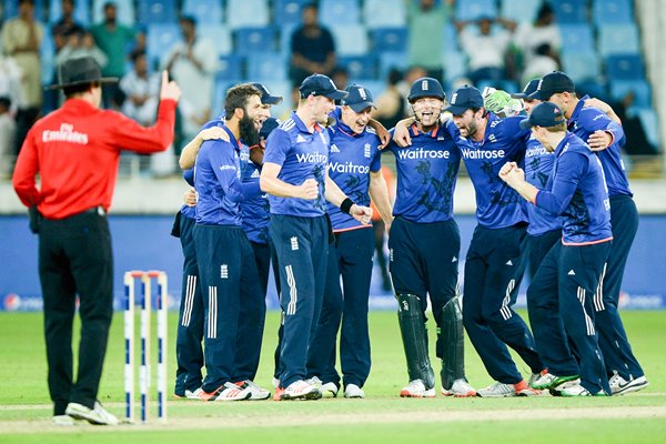 England ODI Series Winners v Pakistan Dubai 2015