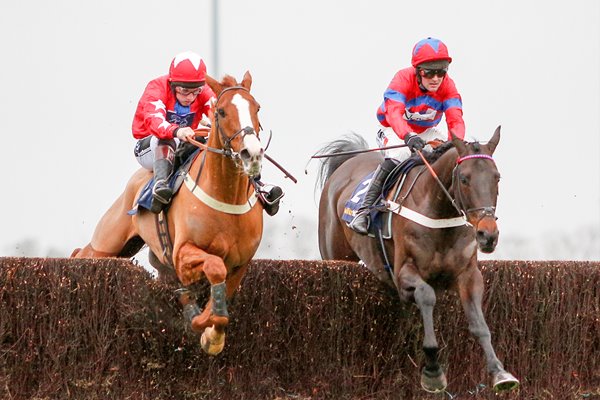 Sprinter Sacre beats Sire De Grugy Kempton 2015