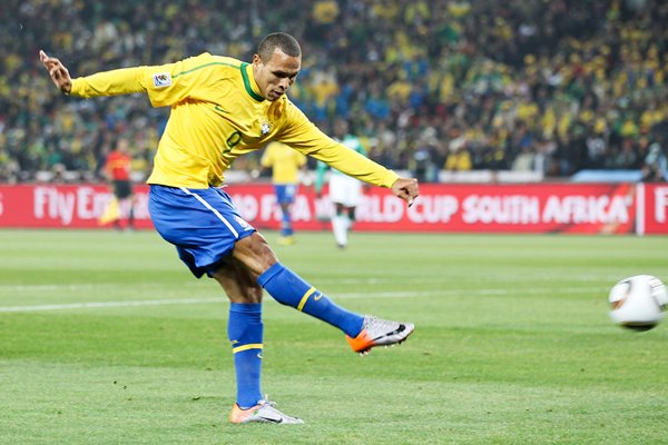 Luis Fabiano scores for Brazil v Ivory Coast