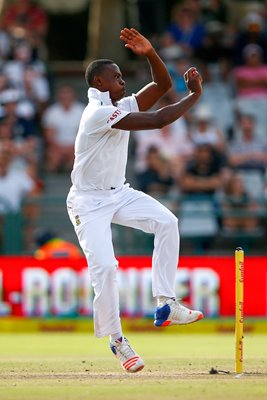 Kagiso Rabada South Africa bowls v England Newlands 2016