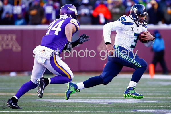Russell Wilson Seattle Seahawks v Minnesota Vikings 2016