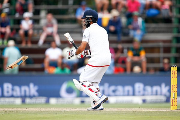 Moeen Ali England Broken Bat v South Africa 2016